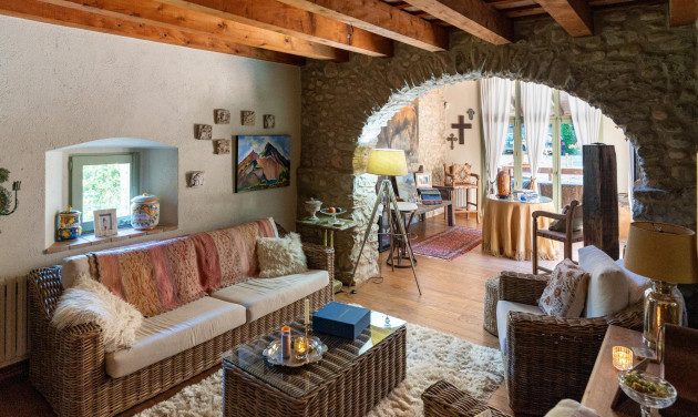 Herverkoop - Boerderijen - Esponellà