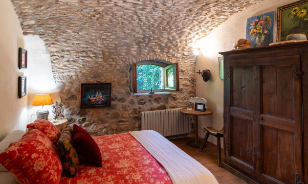 Herverkoop - Boerderijen - Esponellà