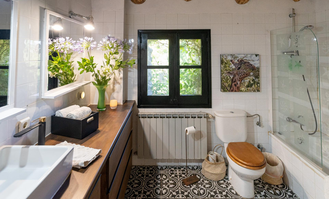 Herverkoop - Boerderijen - Esponellà