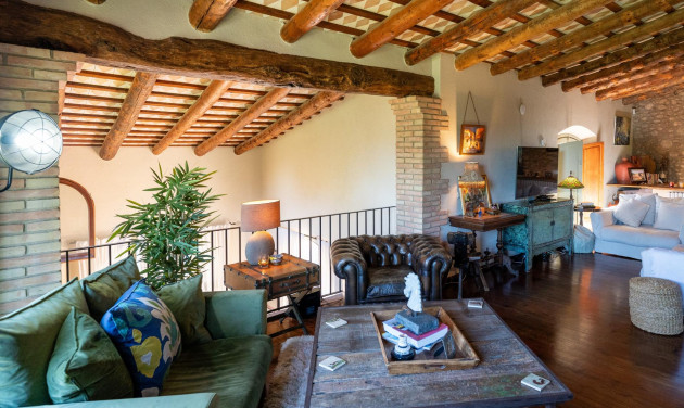 Herverkoop - Boerderijen - Esponellà