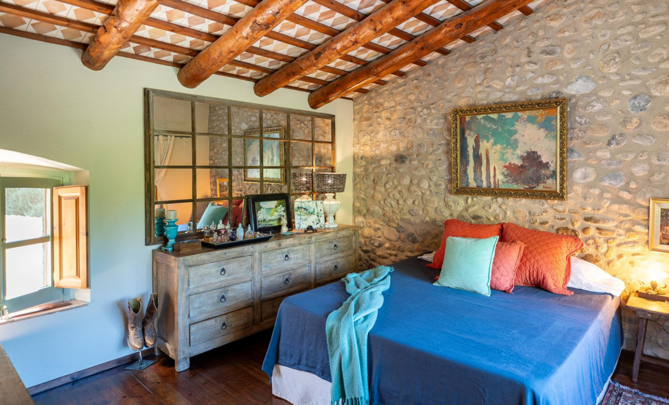 Herverkoop - Boerderijen - Esponellà