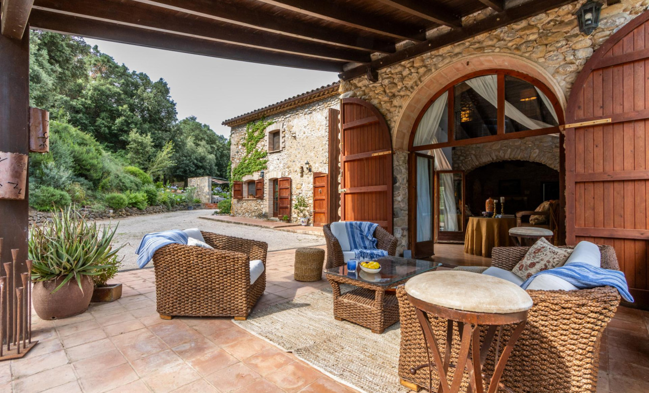 Herverkoop - Boerderijen - Esponellà