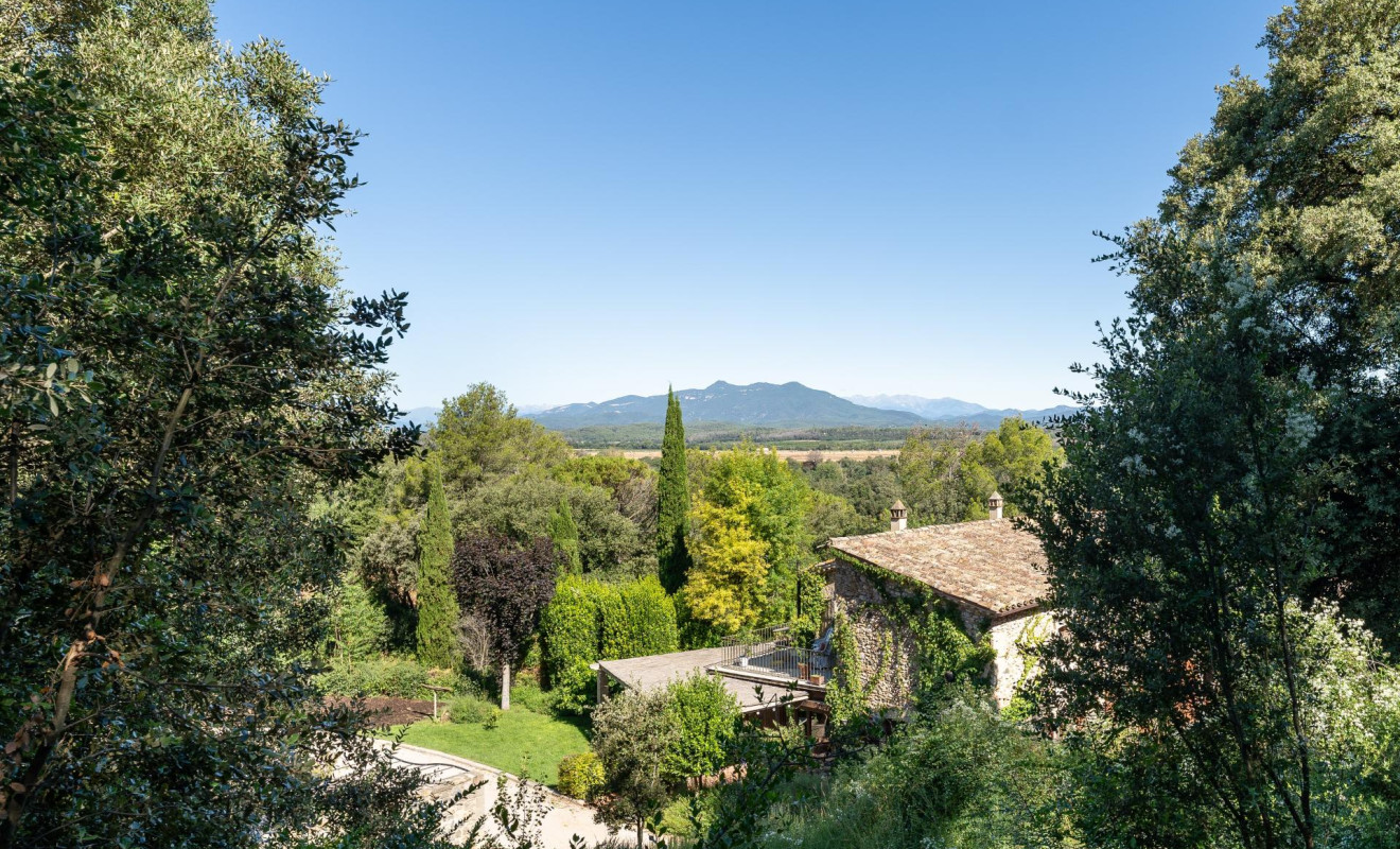 Herverkoop - Boerderijen - Esponellà