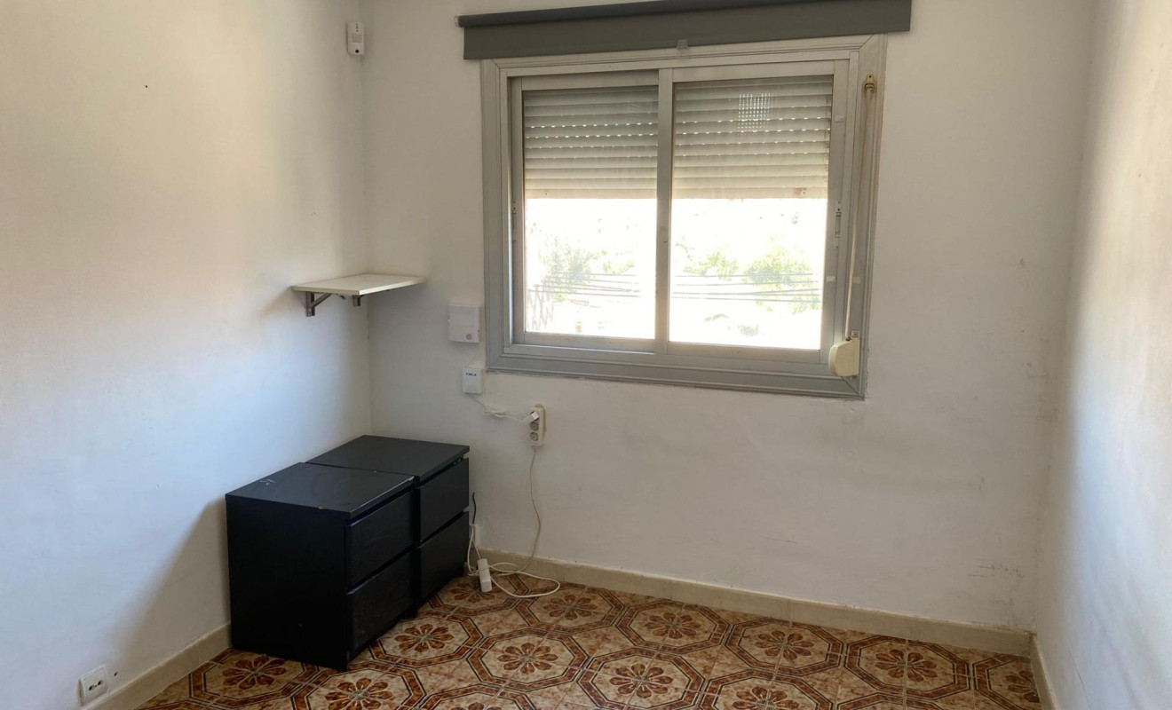 Herverkoop - Appartement / flat - Badalona - Salud