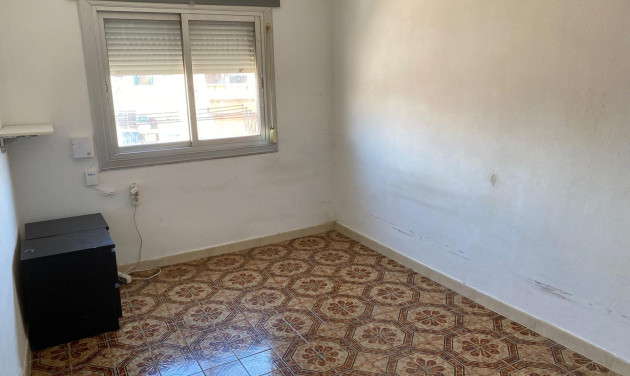 Herverkoop - Appartement / flat - Badalona - Salud