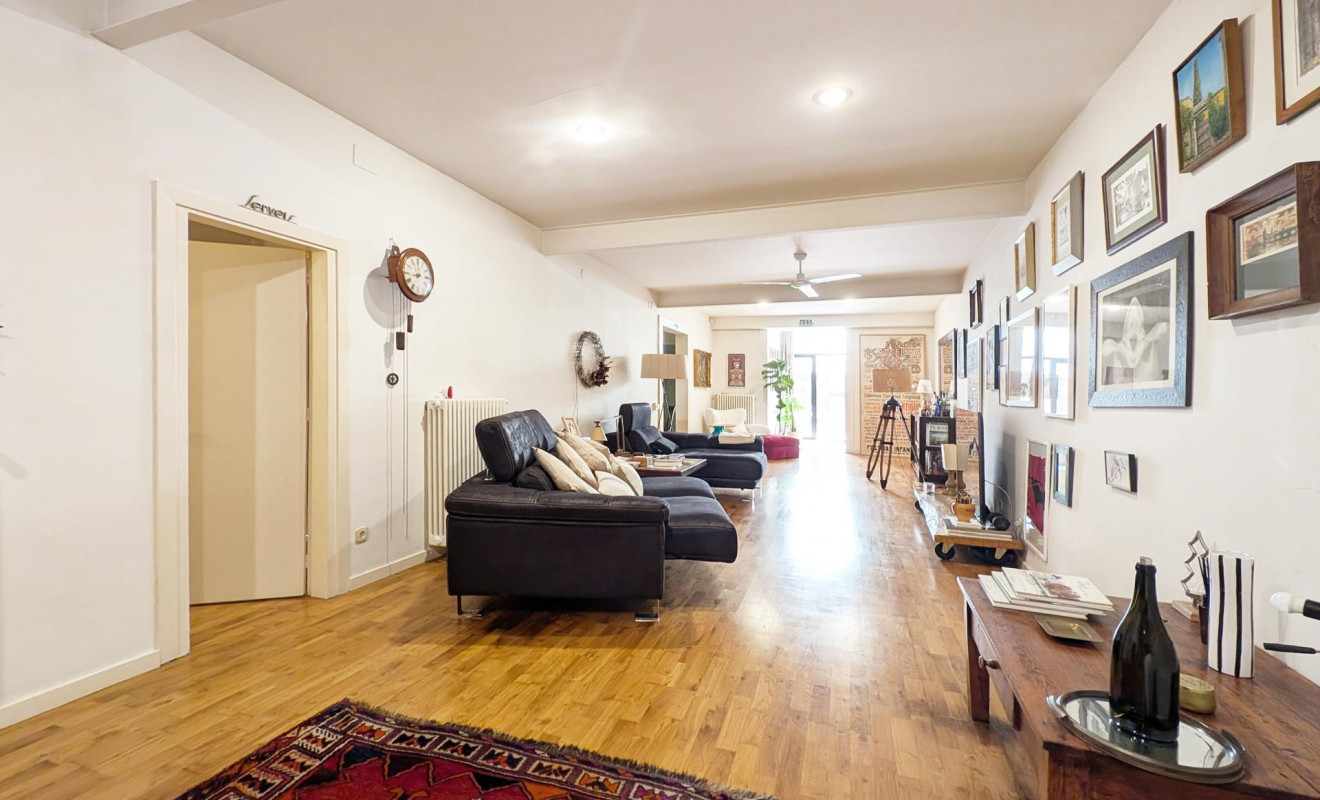 Herverkoop - Appartement / flat - Barcelona - Ciutat Vella / Sant Pere