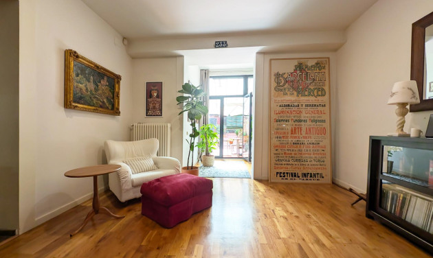 Herverkoop - Appartement / flat - Barcelona - Ciutat Vella / Sant Pere