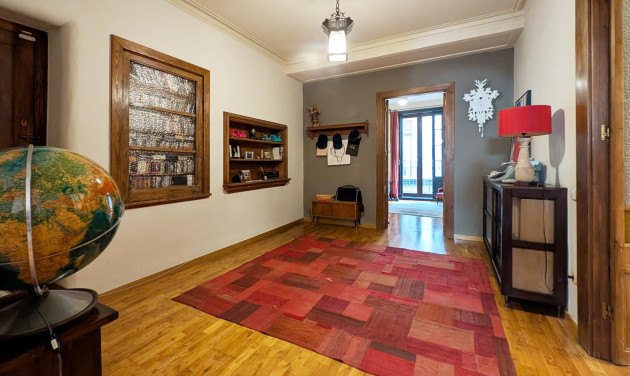 Herverkoop - Appartement / flat - Barcelona - Ciutat Vella / Sant Pere