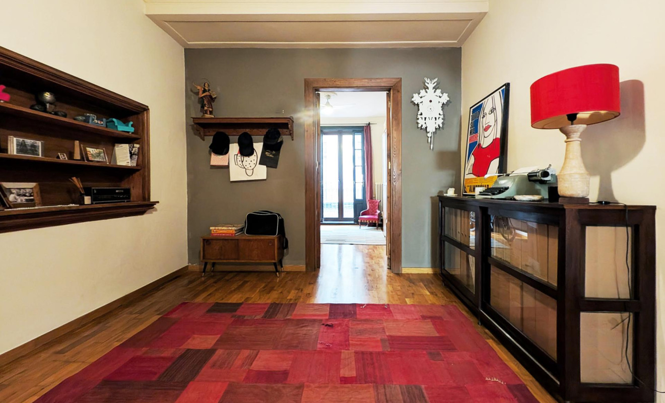 Herverkoop - Appartement / flat - Barcelona - Ciutat Vella / Sant Pere