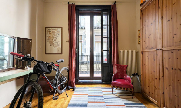 Herverkoop - Appartement / flat - Barcelona - Ciutat Vella / Sant Pere