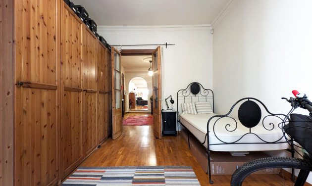 Herverkoop - Appartement / flat - Barcelona - Ciutat Vella / Sant Pere