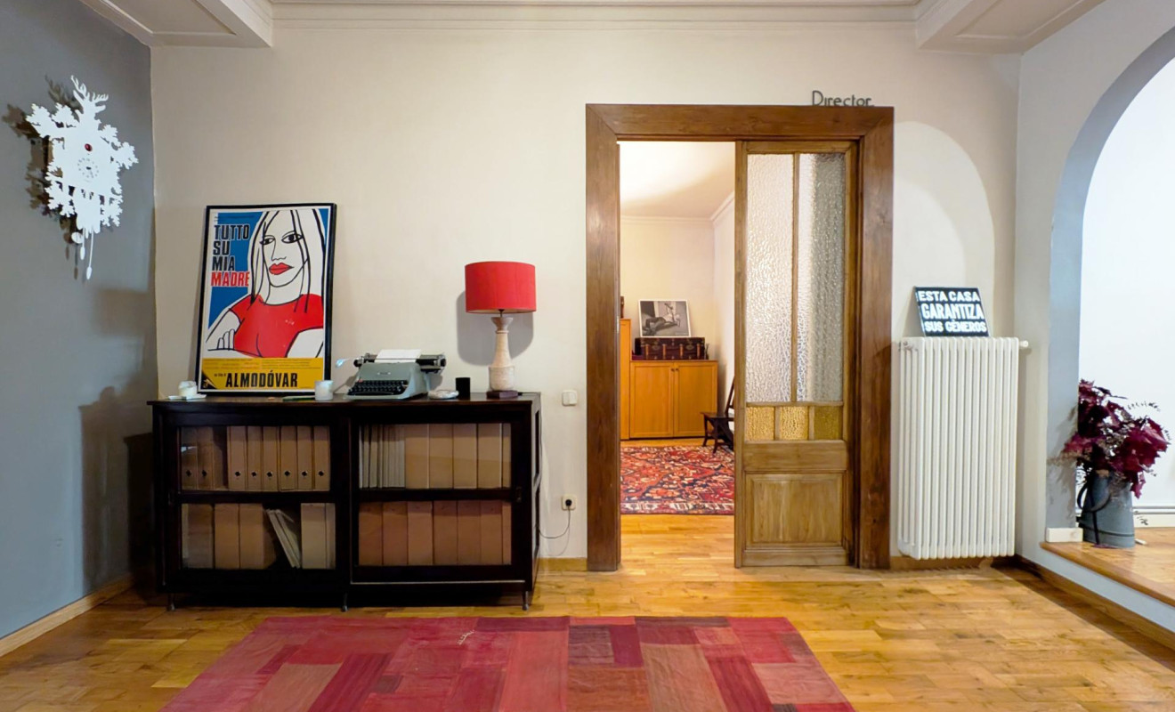 Herverkoop - Appartement / flat - Barcelona - Ciutat Vella / Sant Pere