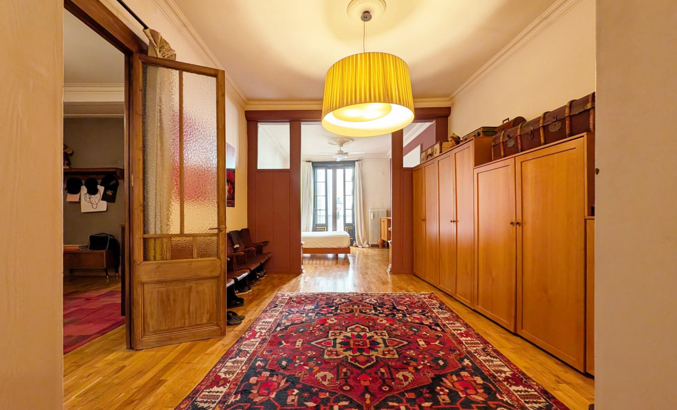 Herverkoop - Appartement / flat - Barcelona - Ciutat Vella / Sant Pere