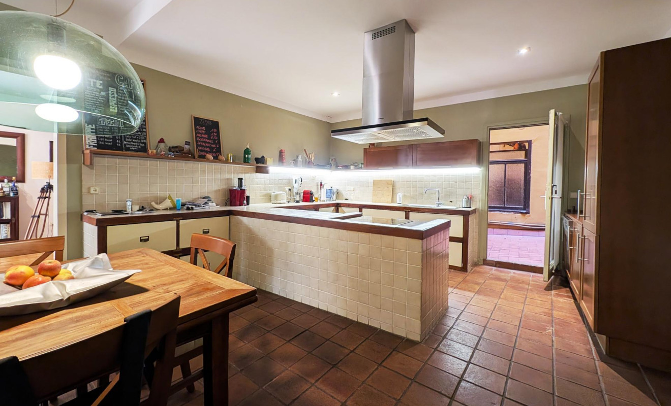 Herverkoop - Appartement / flat - Barcelona - Ciutat Vella / Sant Pere