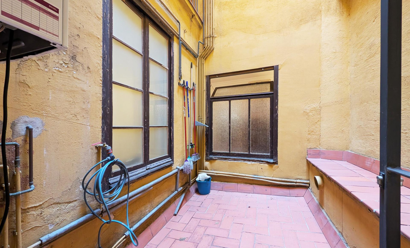 Herverkoop - Appartement / flat - Barcelona - Ciutat Vella / Sant Pere