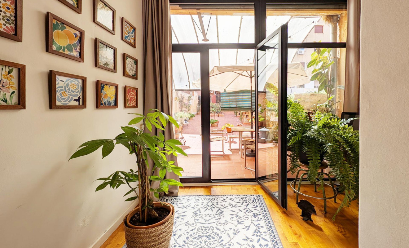 Herverkoop - Appartement / flat - Barcelona - Ciutat Vella / Sant Pere