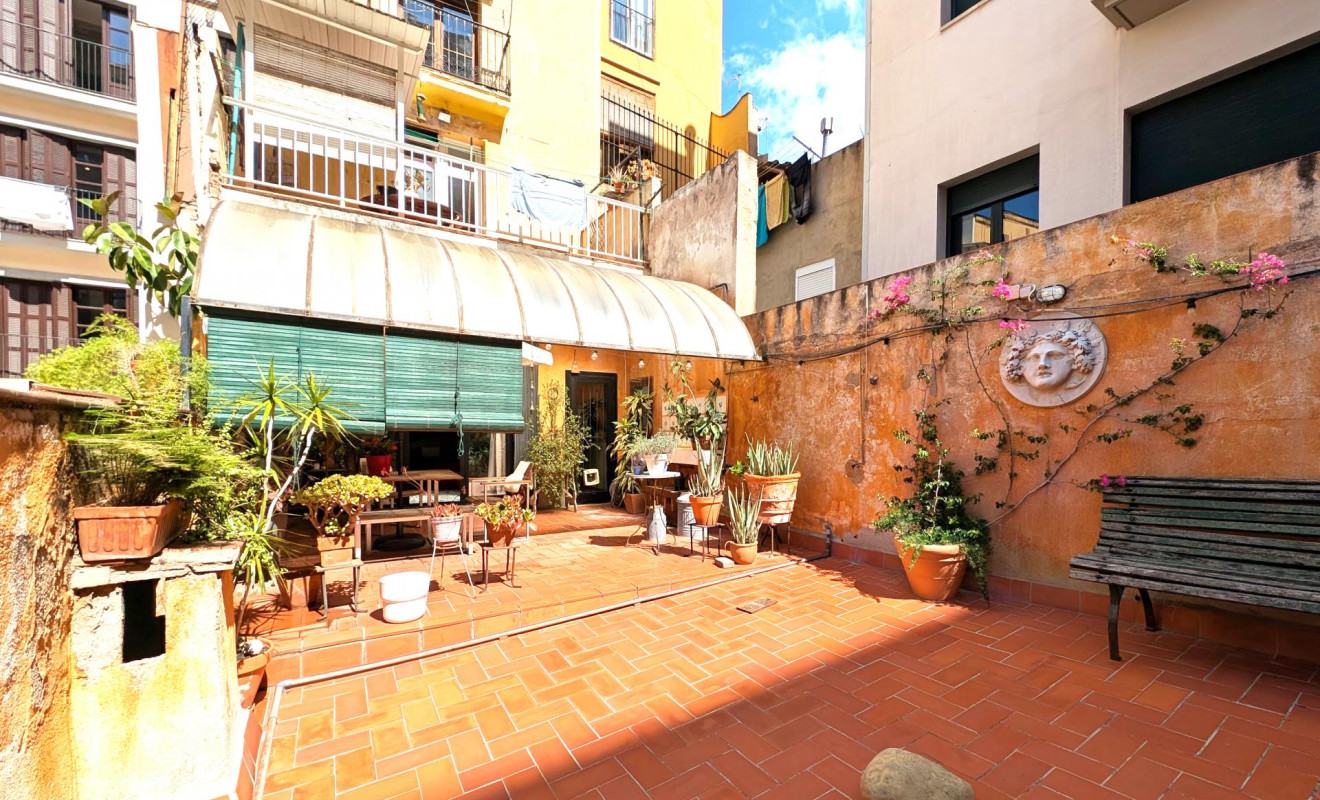 Herverkoop - Appartement / flat - Barcelona - Ciutat Vella / Sant Pere