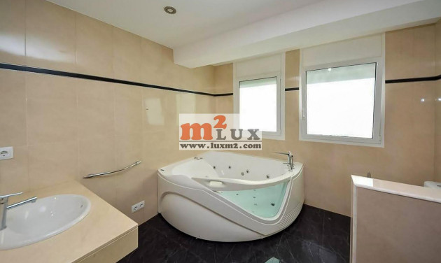 Herverkoop - Villa - Lloret de Mar - Canyelles