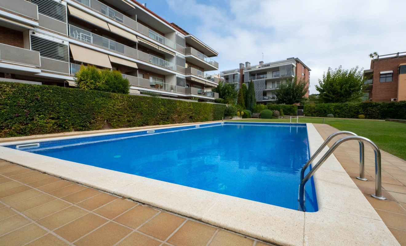 Reventa - Apartamento / piso - Tiana