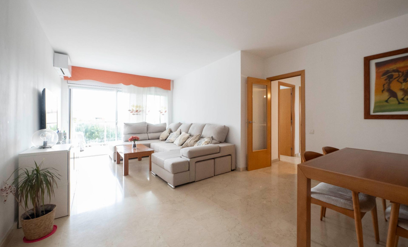 Reventa - Apartamento / piso - Tiana