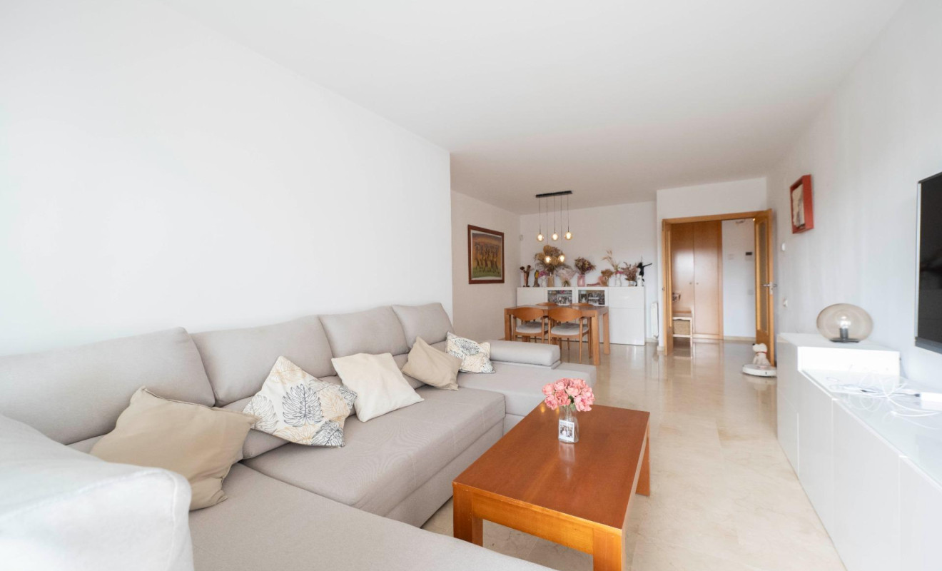 Reventa - Apartamento / piso - Tiana