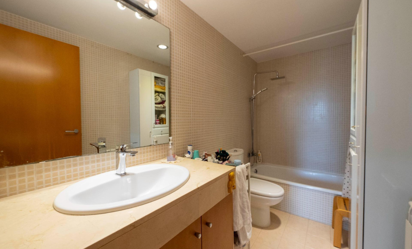 Reventa - Apartamento / piso - Tiana