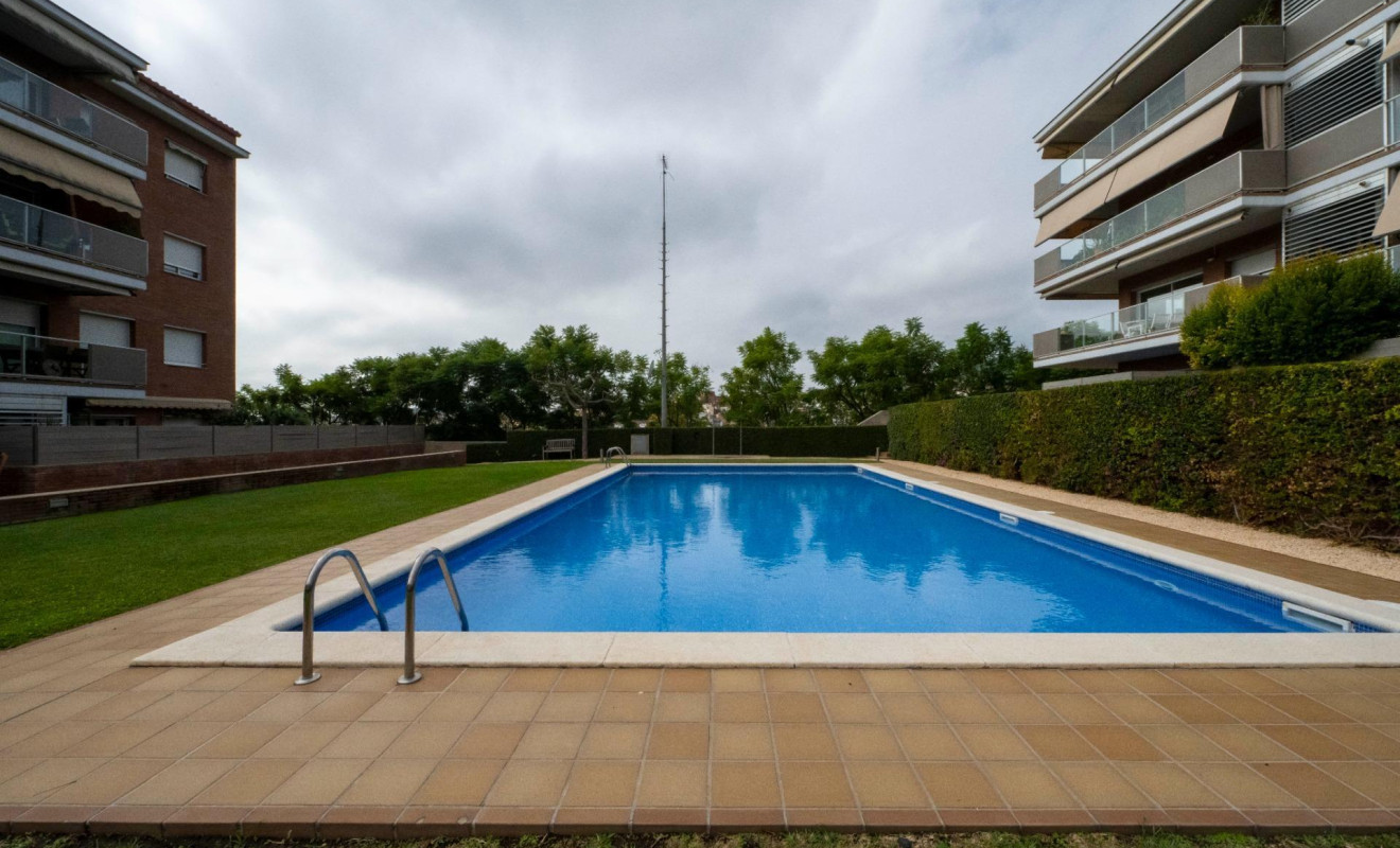 Reventa - Apartamento / piso - Tiana