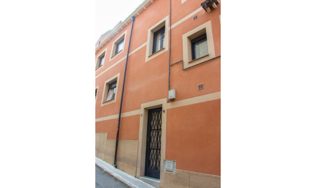 Resale - Apartment / flat - Caldes de Montbui