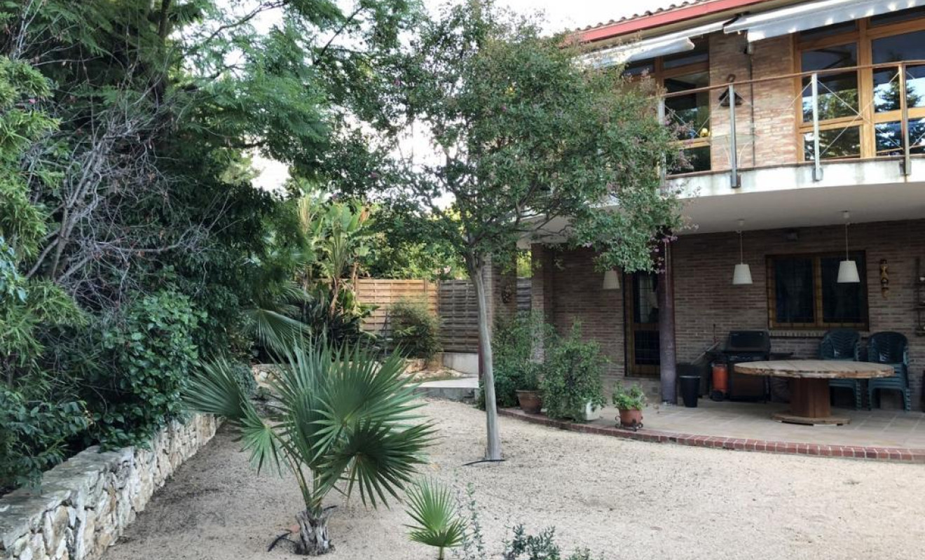 Reventa - Chalet - Vilanova i la Geltrú - L'Aragai