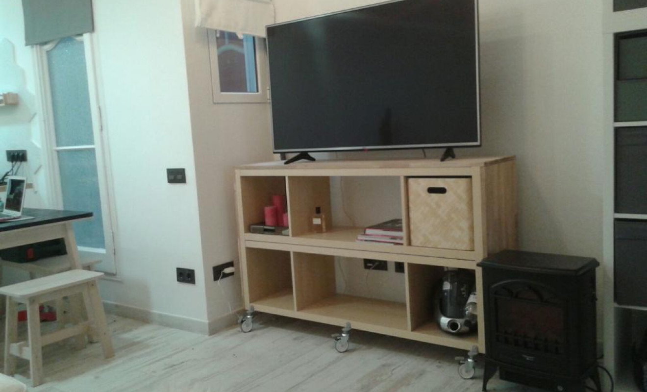 Reventa - Apartamento / piso - Barcelona - Sants - Montjuïc / El Poble Sec