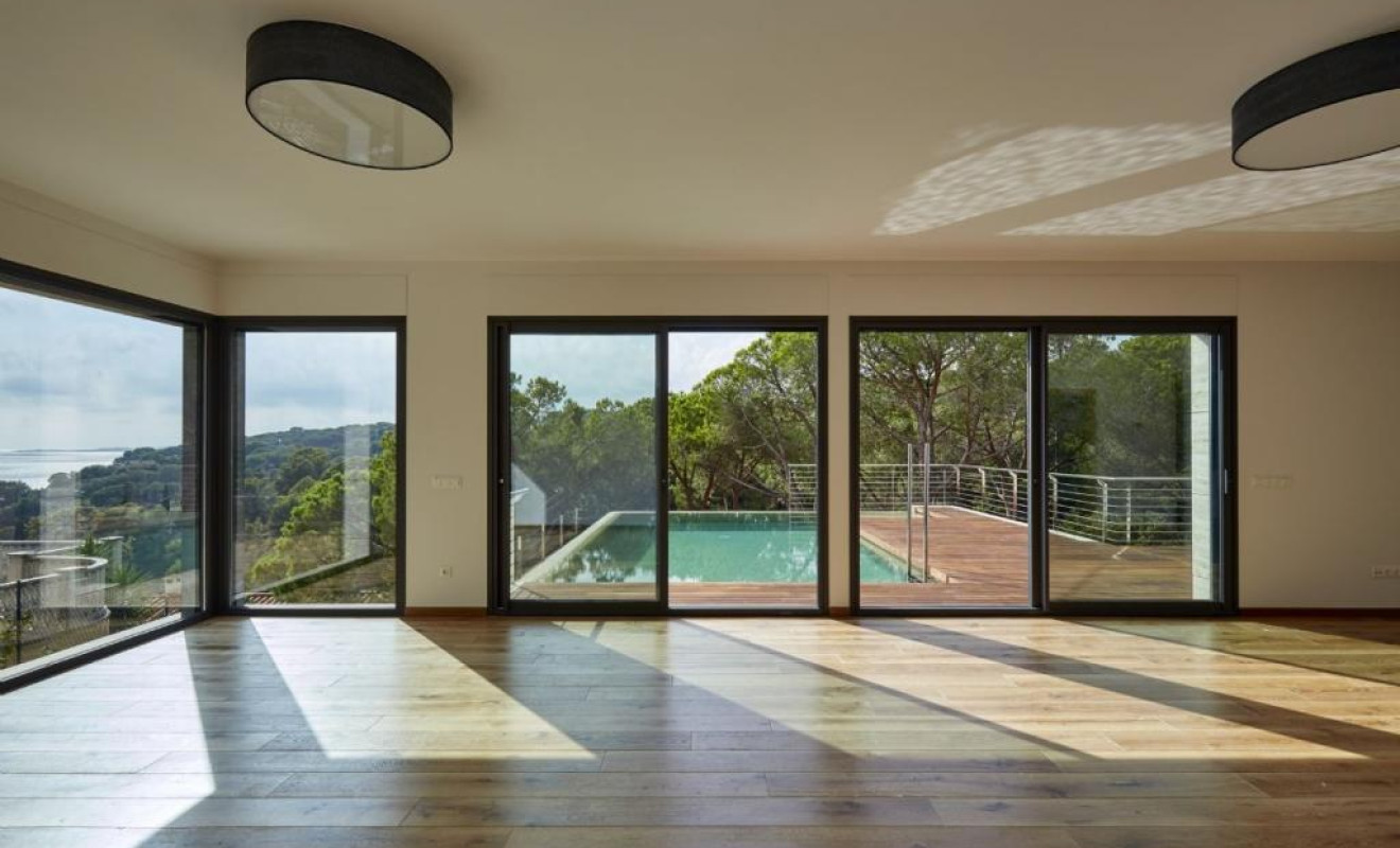 Obra nueva - Chalet - Lloret de Mar - Canyelles