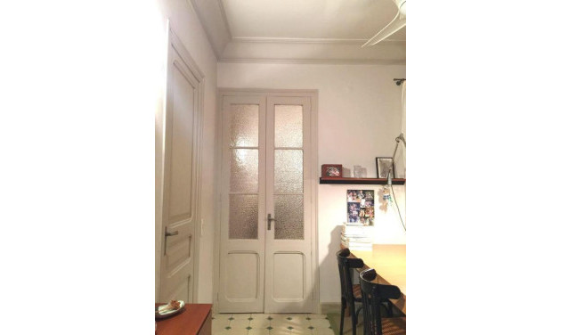 Reventa - Apartamento / piso - Barcelona - Eixample / Antiga Esquerra Eixample