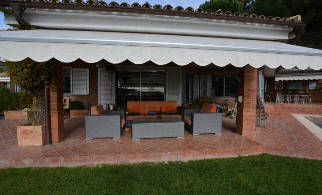 Resale - Villa - Sant Vicenç de Montalt