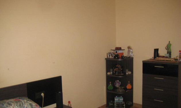 Resale - Unifamiliar adosada - Pla de Santa Maria, El