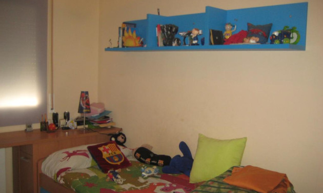 Resale - Unifamiliar adosada - Pla de Santa Maria, El