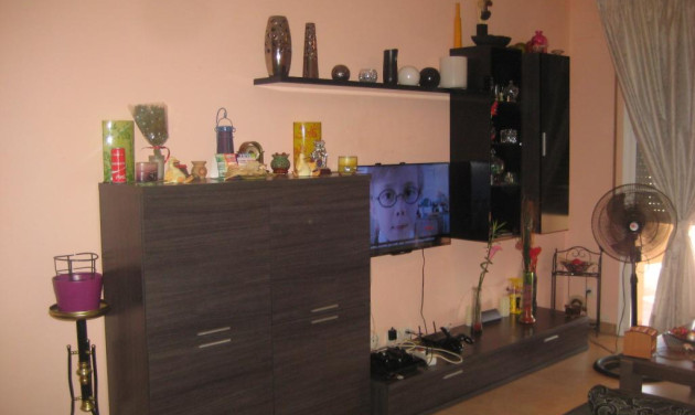 Resale - Unifamiliar adosada - Pla de Santa Maria, El