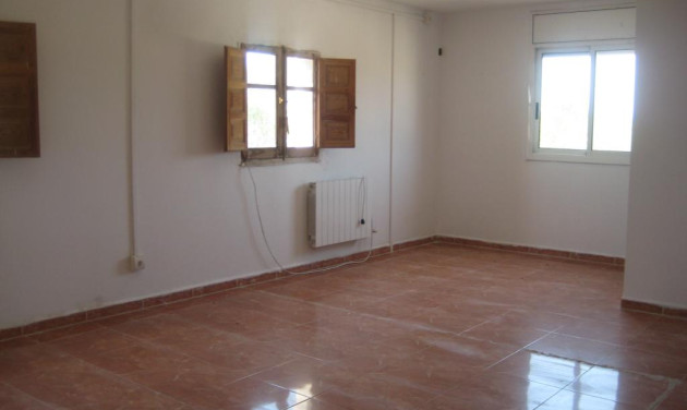Resale - Villa - Aiguamurcia