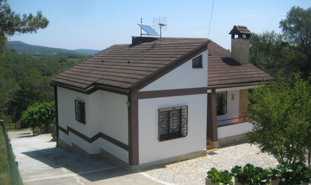 Obra nueva - Chalet - Querol