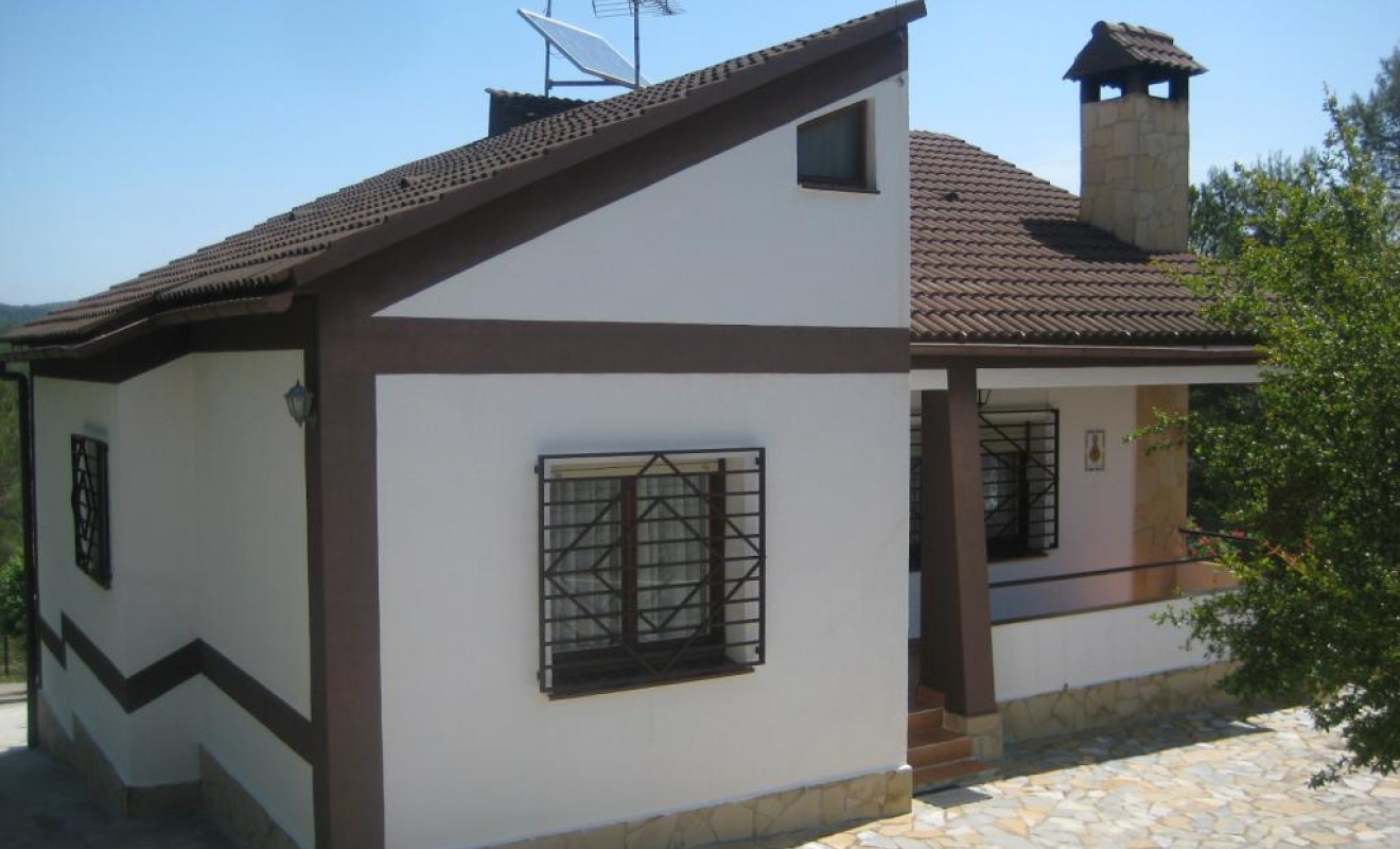 Obra nueva - Chalet - Querol