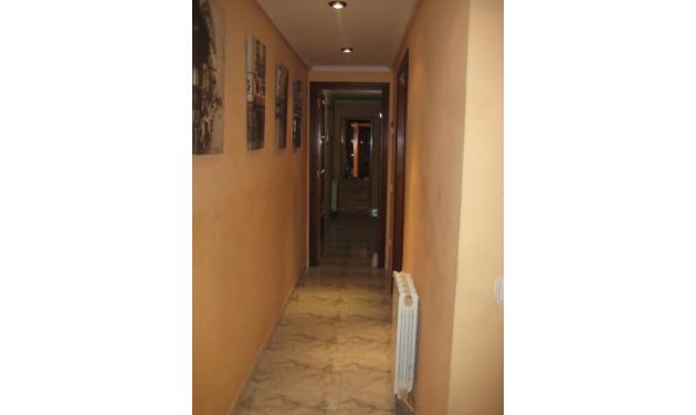 Resale - Apartment / flat - Valls