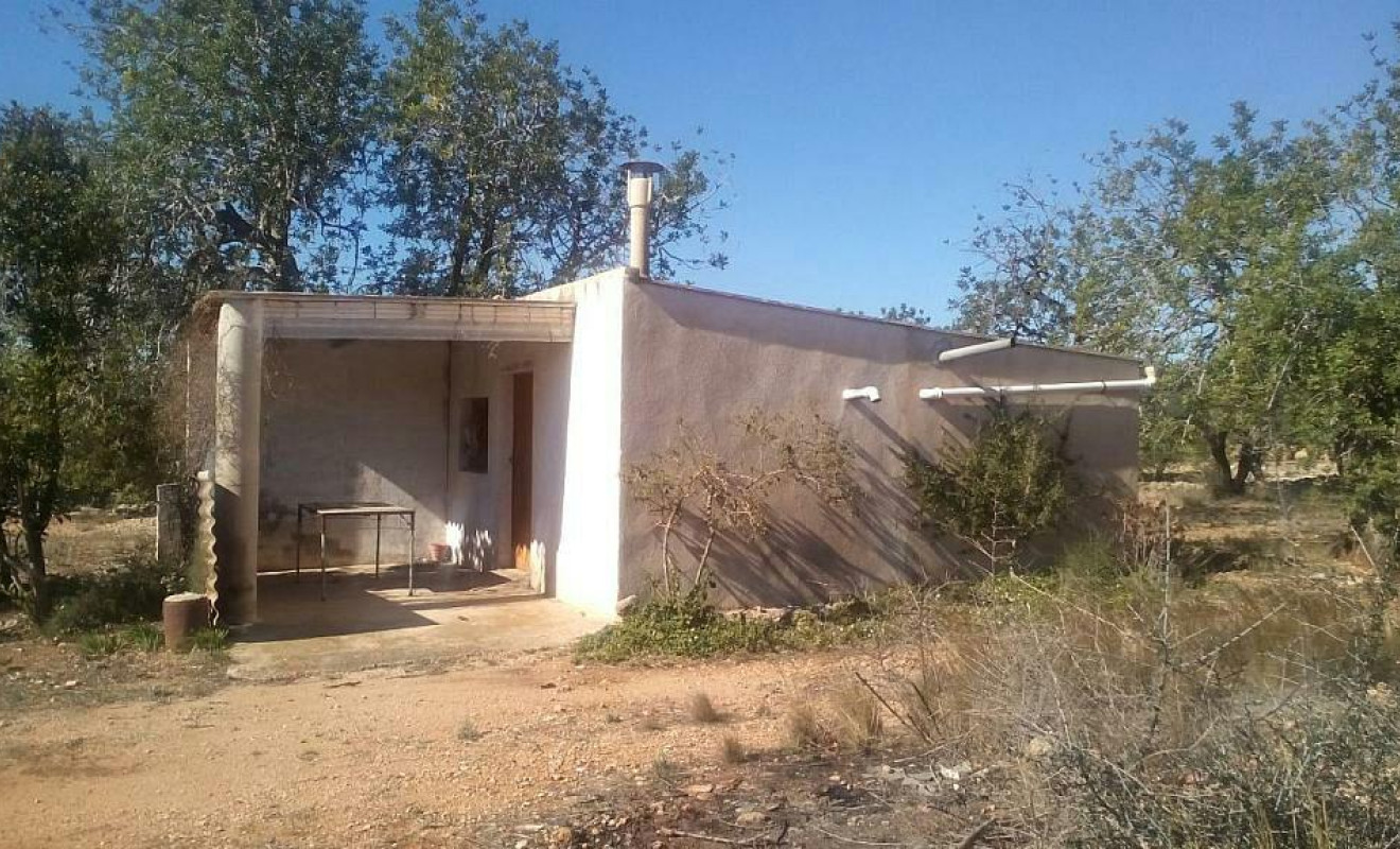 Herverkoop - Boerderijen - Camarles