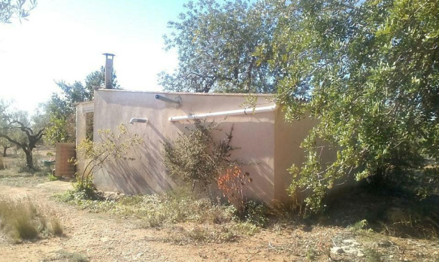 Herverkoop - Boerderijen - Camarles